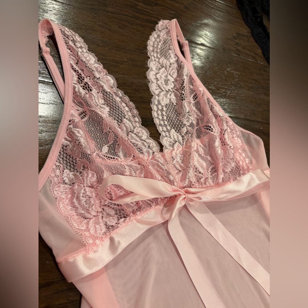 Elegant Lace Lingerie Sets Bundle - Pink & Black - Picture 3 of 4